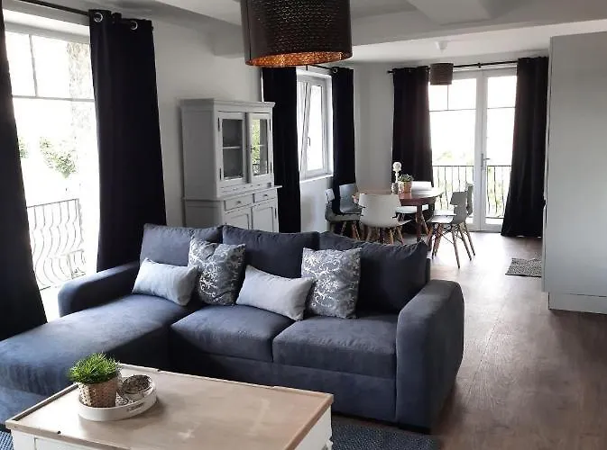 Superbe Appartement Climatise Au Centre Ville 777